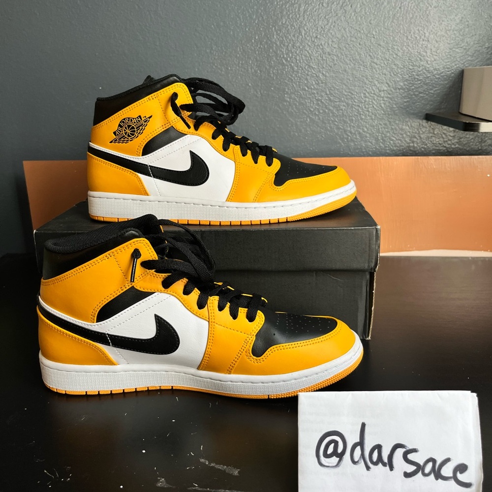 Jordan 1 Retro mid OG Taxi - Picture 3 of 6